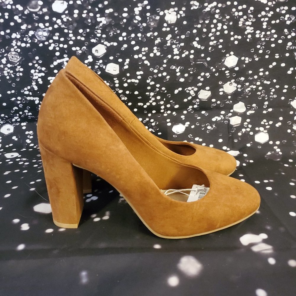 Fioni Brown Block Heel sz 6.5